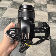 Load image into Gallery viewer, Canon EOS 500