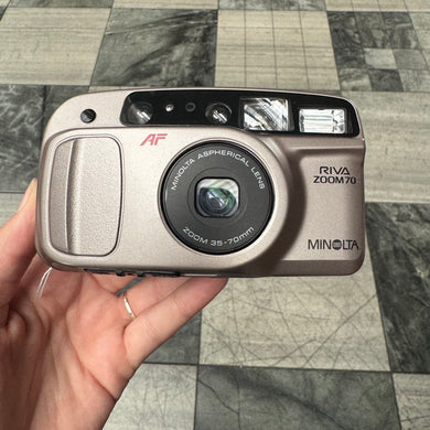Minolta Riva Zoom 70