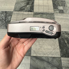Load image into Gallery viewer, Minolta Riva Zoom 70