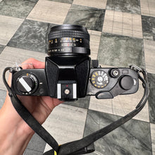 Load image into Gallery viewer, Chinon SLR