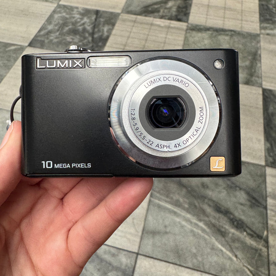 Panasonic Lumix DMC-F2