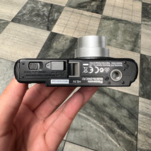 Load image into Gallery viewer, Panasonic Lumix DMC-F2