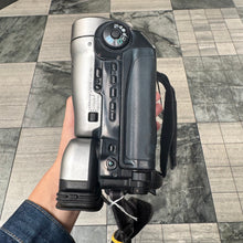 Load image into Gallery viewer, Canon UC-X45Hi Handycam