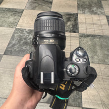 Load image into Gallery viewer, Nikon D40