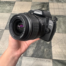 Load image into Gallery viewer, Nikon D40