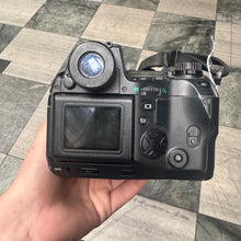 Load image into Gallery viewer, Olympus E-10
