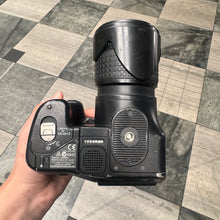 Load image into Gallery viewer, Olympus E-10