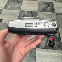 Load image into Gallery viewer, Olympus Superzoom 70G