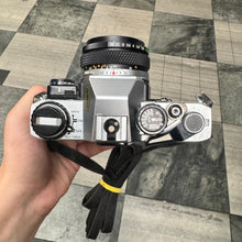 Load image into Gallery viewer, Olympus OM-10