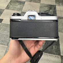 Load image into Gallery viewer, Olympus OM-10