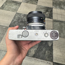 Load image into Gallery viewer, Minolta SRT 101