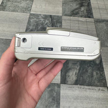 Load image into Gallery viewer, Olympus Stylus Epic Zoom 115 Deluxe