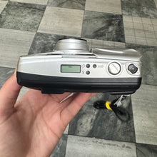Load image into Gallery viewer, Olympus Superzoom 70G