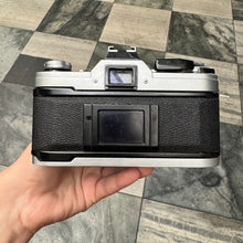 Load image into Gallery viewer, Canon AE-1