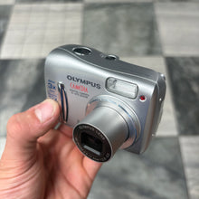 Load image into Gallery viewer, Olympus Camedia C-370 Zoom