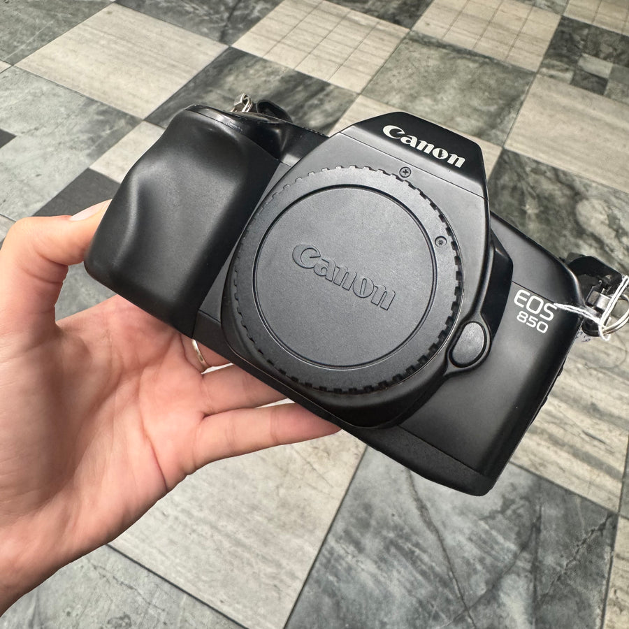 Canon EOS 850 Body
