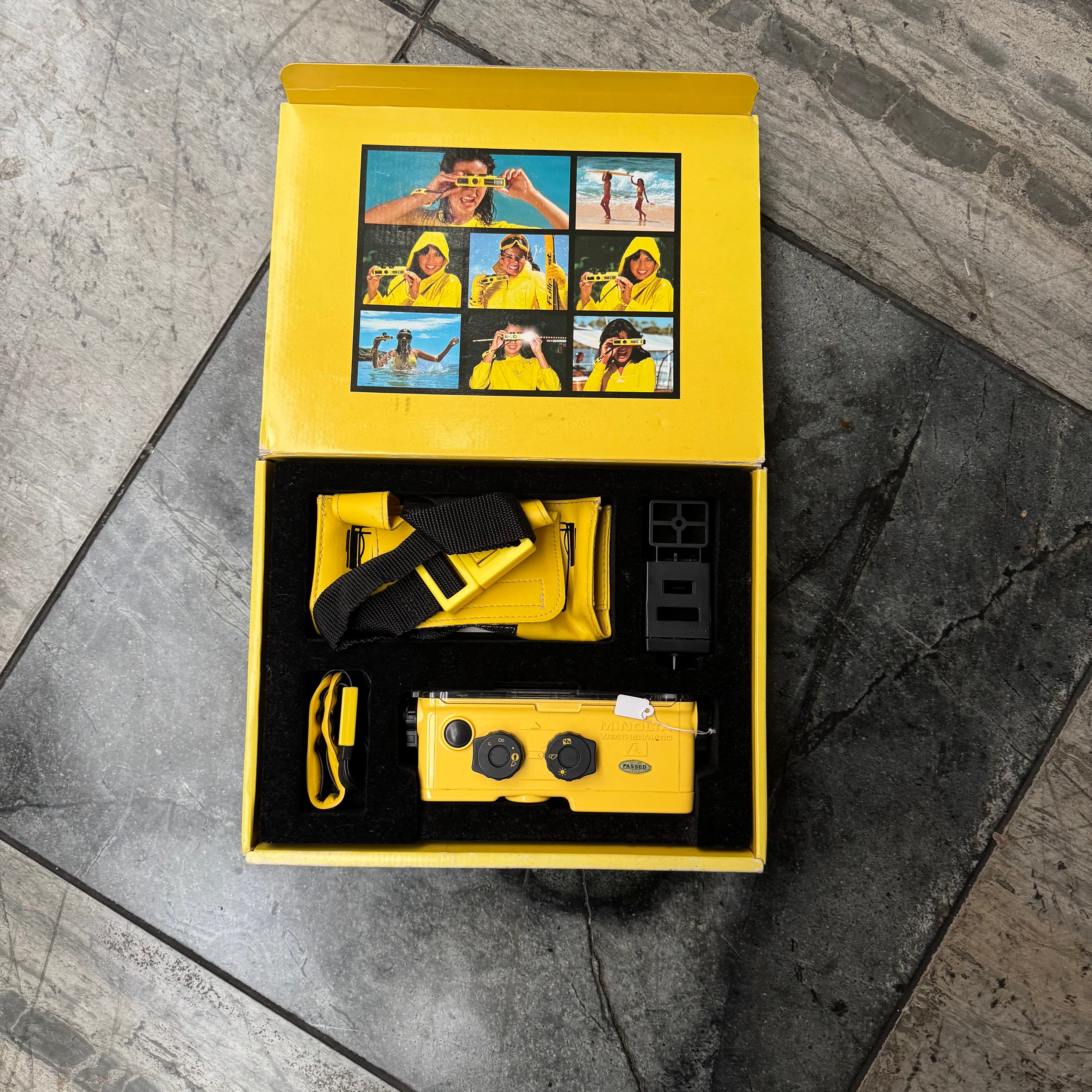 Minolta WeatherMatic-A Camera1980sスポーツ Minolta Weathermatic A - Camera – Kamerastore