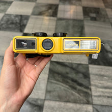 Load image into Gallery viewer, Minolta Weathermatic-A