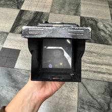 Load image into Gallery viewer, Yashica Mat-124G