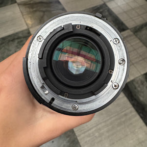 Nikon AF Nikkor 70-210mm f/4-5.6 lens