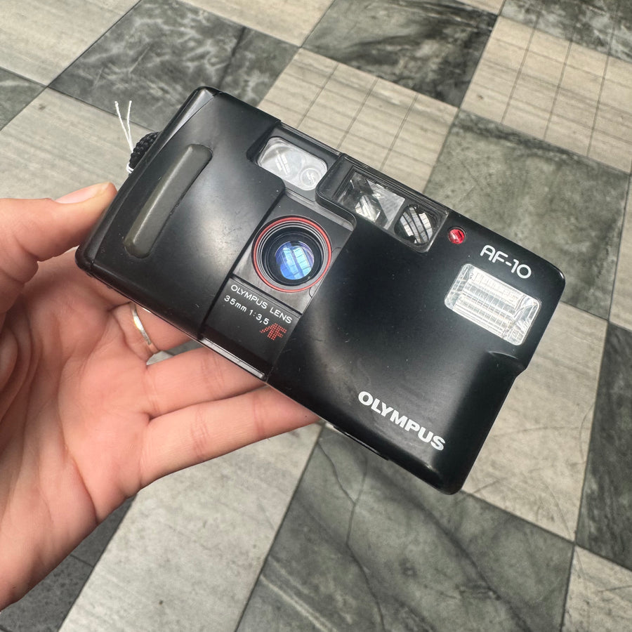 Olympus AF-10