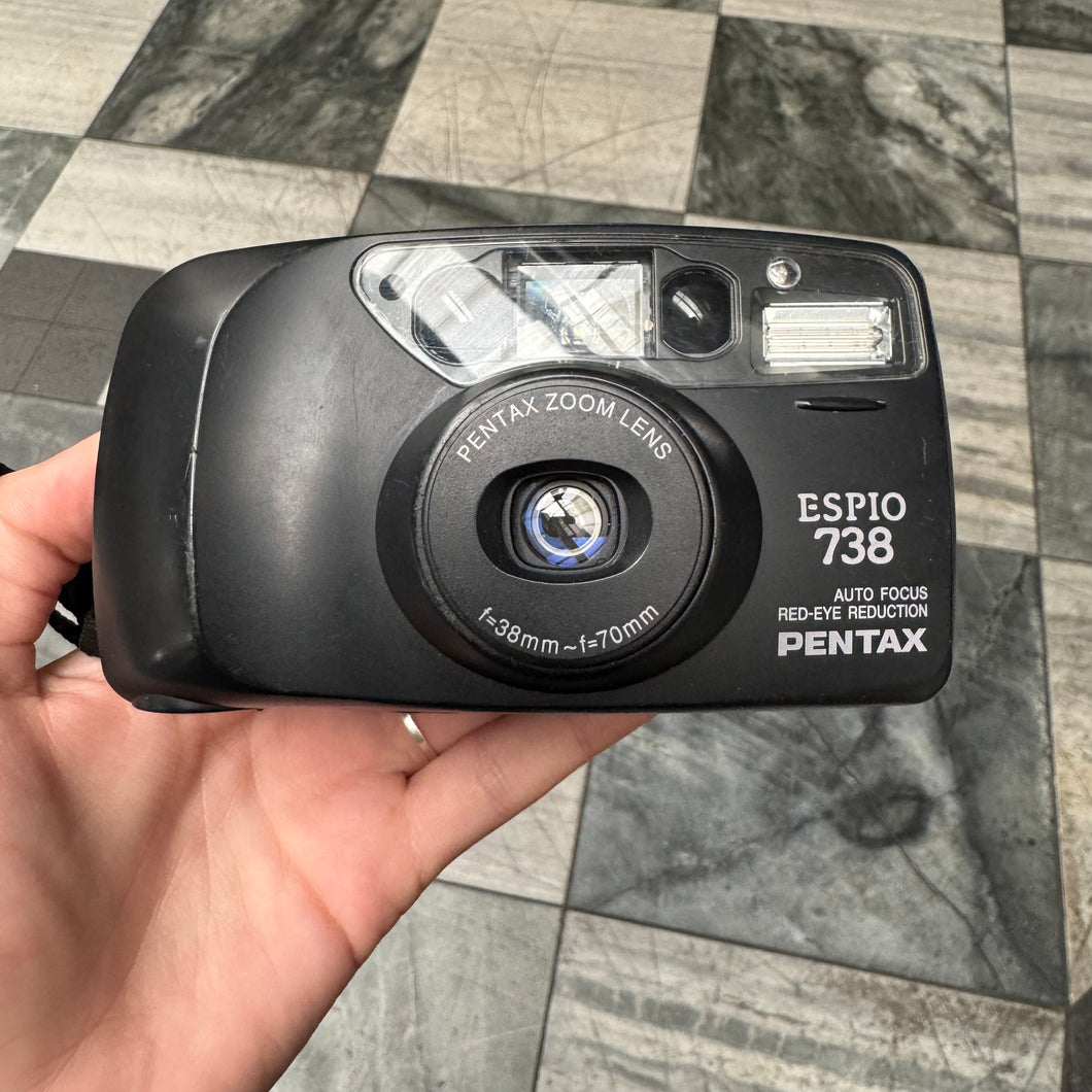 Pentax ESPIO 738