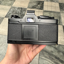 Load image into Gallery viewer, Olympus OM-2 Spot Program