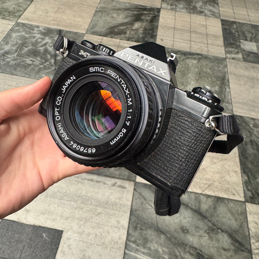 Pentax MV