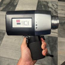 Load image into Gallery viewer, Yashica Super-60 Electronic