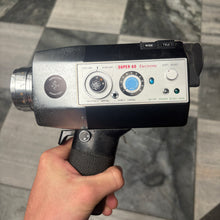 Load image into Gallery viewer, Yashica Super-60 Electronic