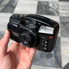 Load image into Gallery viewer, Olympus Superzoom 700XB
