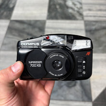 Load image into Gallery viewer, Olympus Superzoom 700XB