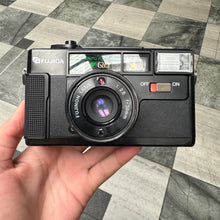Load image into Gallery viewer, Fujica Auto-7 Date