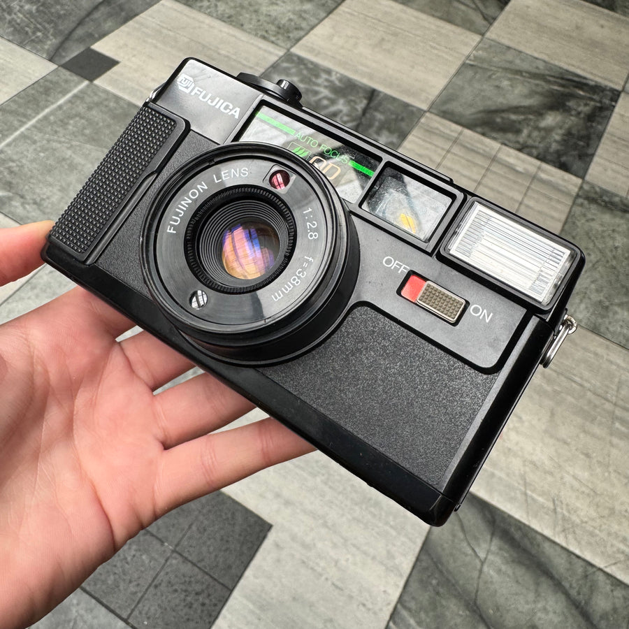 Fujica Auto-7 Date