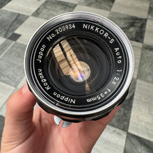 Load image into Gallery viewer, Nikkor-S Auto 35mm f/2.8 Lens