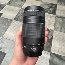 Load image into Gallery viewer, Canon Zoom EF 75-300mm f/4-5.6 III Lens