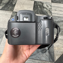 Load image into Gallery viewer, Olympus iS-100