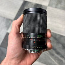 Load image into Gallery viewer, Vivitar Macro Focusing Zoom 28-85mm f/3.5-4.5 Lens