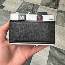 Load image into Gallery viewer, Minolta Hi-Matic F