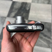 Load image into Gallery viewer, Lumix DMC-FS42