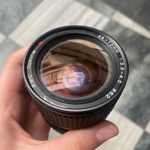 Load image into Gallery viewer, RMC Tokina 28-70mm f/3.5-4.5 Lens