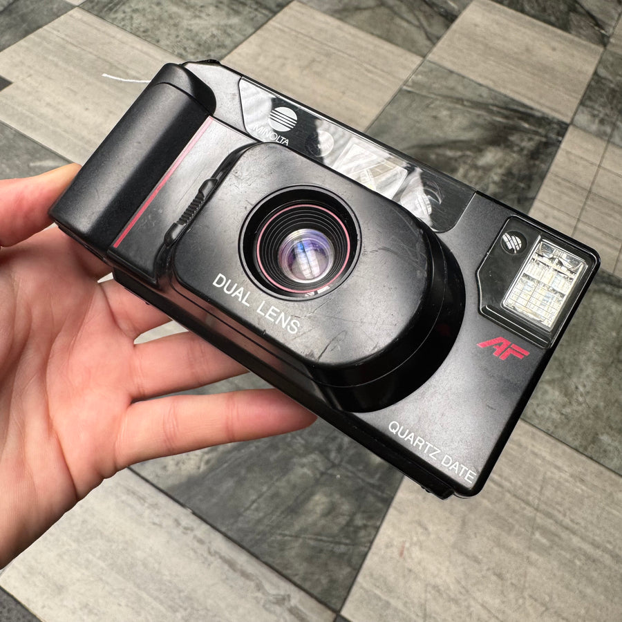 Minolta Mac-Dual Quartz Date