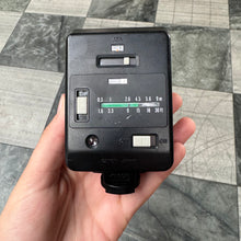 Load image into Gallery viewer, Canon Speedlite 188A Flash