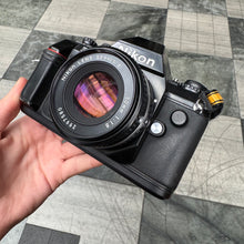 Load image into Gallery viewer, Nikon F-301
