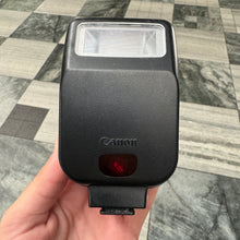 Load image into Gallery viewer, Canon Speedlite 200E Flash