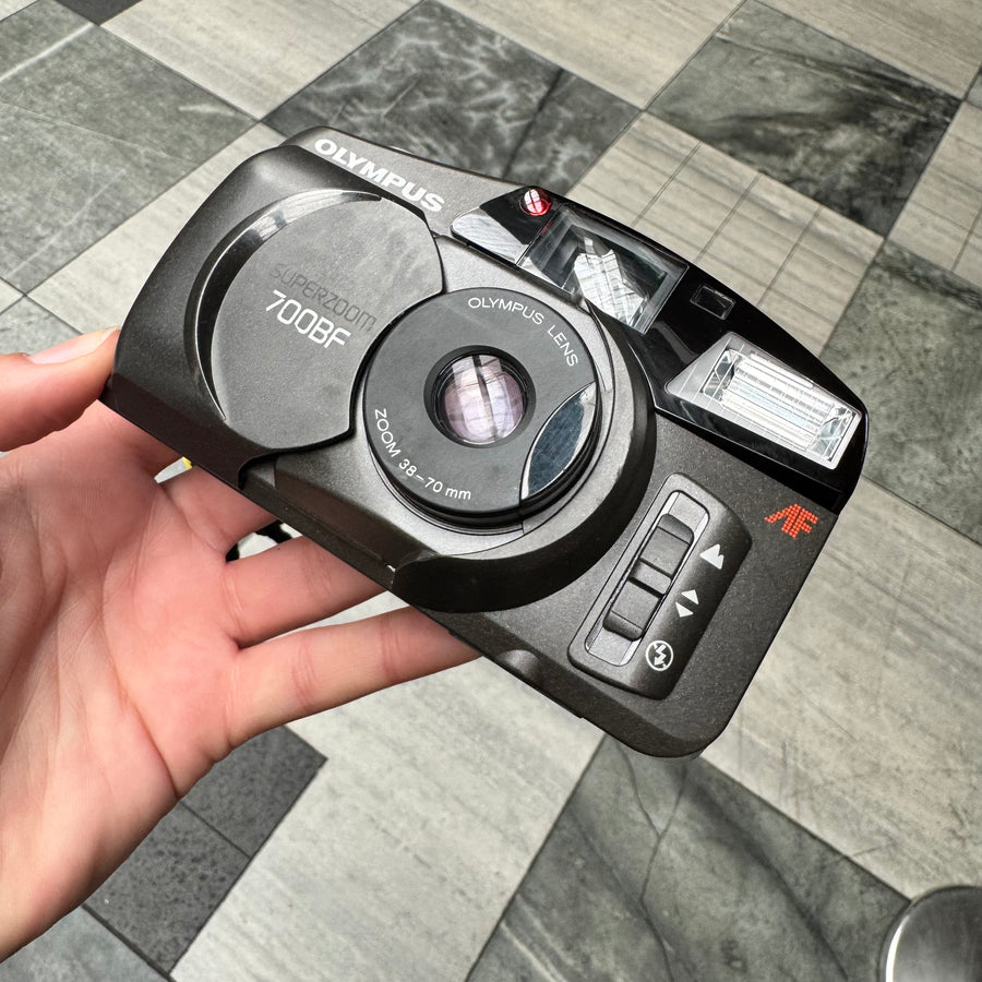 Olympus Superzoom 700BF