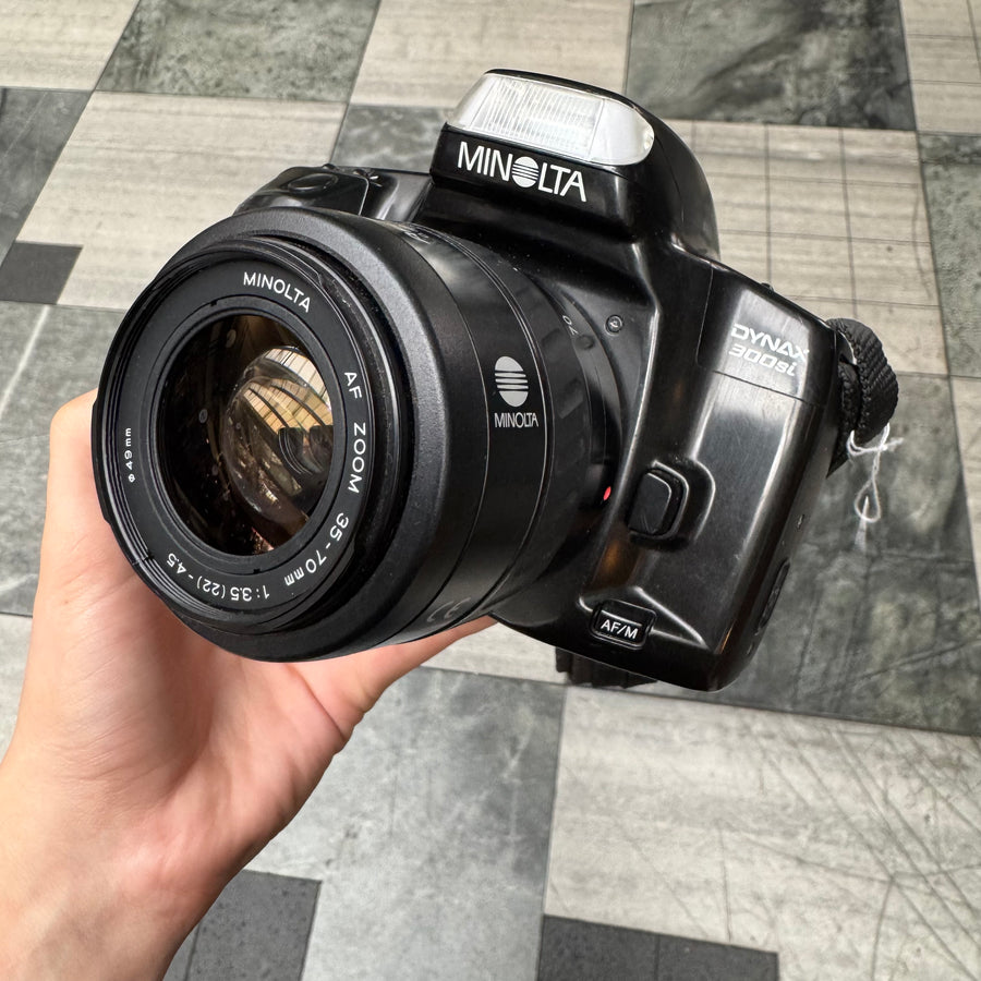 Minolta Dynax 300si