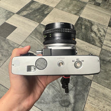 Load image into Gallery viewer, Minolta SRT 100