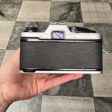 Load image into Gallery viewer, Olympus OM-10