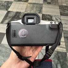 Load image into Gallery viewer, Canon EOS Rebel 2000